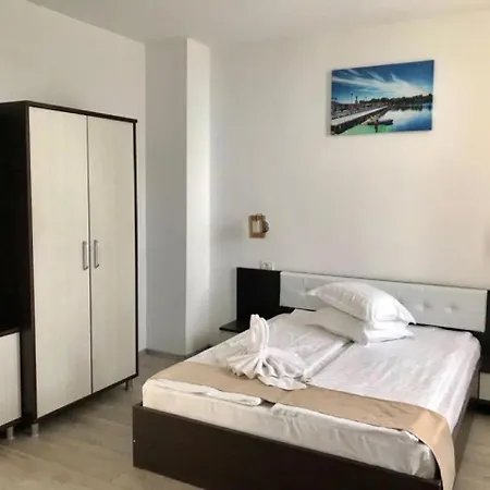 Babylonia בית הארחה