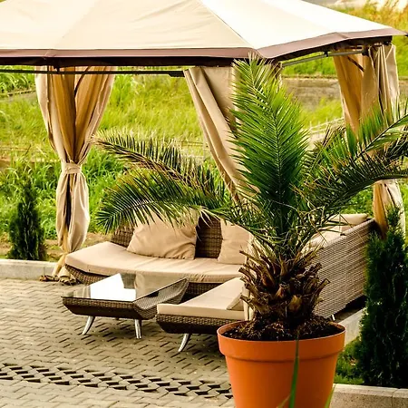 Babylonia Pensionat 4*